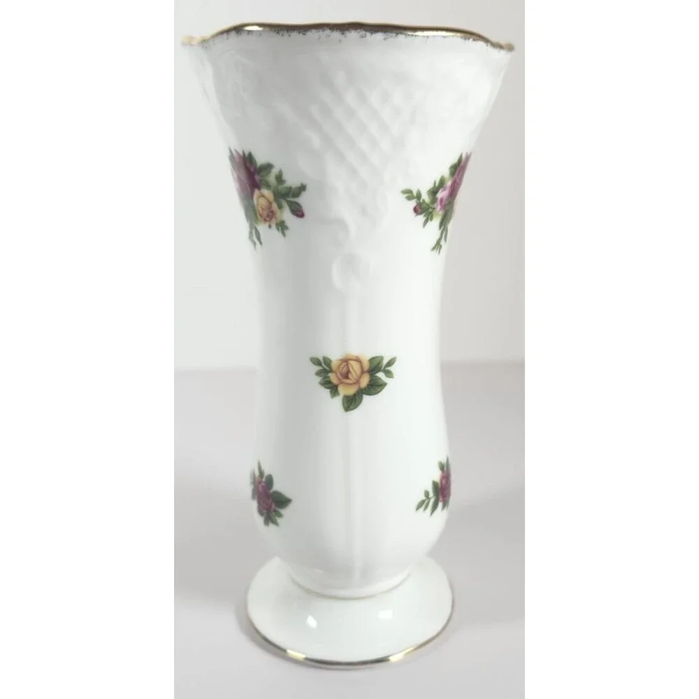 Vintage 1962 Royal Albert Old Country Roses Bud Vase 5.5” Tall EUC